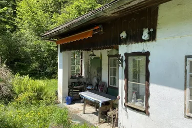 Rarität ehemaliges Bahnwärterhäuschen an der Enns