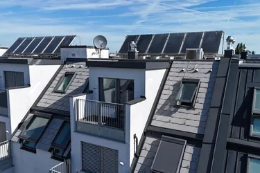 Klimatisierte 2-Zimmer-DG-Eigentumswohnung mit Balkon - Siegfriedgasse