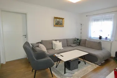 Riedersbach - Charmante 4-Zimmer-Wohnung in ruhiger Lage