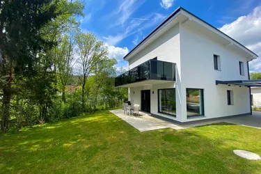 PROVISIONSFREI: Modernes Einfamilienhaus auf ca. 1000 m² großem Grund - 8 km südlich von Graz!