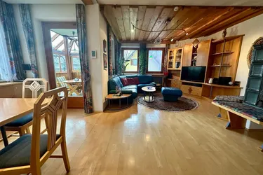 Ca. 170 m² großes Reihenhaus mit Garten in ausgezeichneter Lage! Sehr günstige BK - Tiefenbohrung!