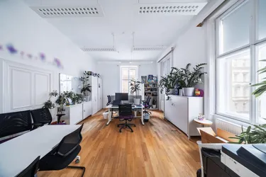 UNBEFRISTET - REPRÄSENTATIVE ALTBAU-BÜROFLÄCHE IN BESTER INNENSTADTLAGE