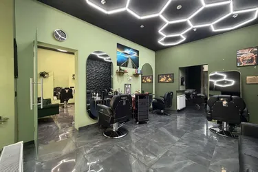 MODERN &amp; ZENTRAL: 2 ZIMMER GESCHÄFTSLOKAL NÄHE TABORSTRASSE