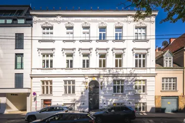 RARES SCHMUCKSTÜCK IN 1190 WIEN