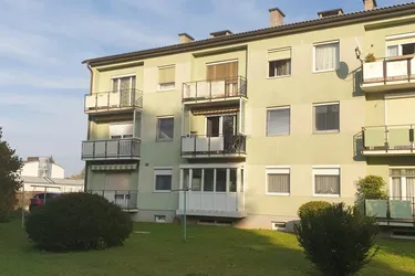 Expose Schöne 4-Zimmer-Wohnung mit Balkon und EBK in Klagenfurt am Wörthersee