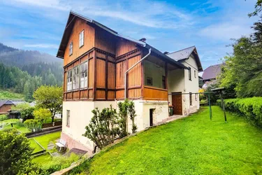 Wohnhaus mit Charme und Potenzial. - Ideal zur individuellen Gestaltung.
