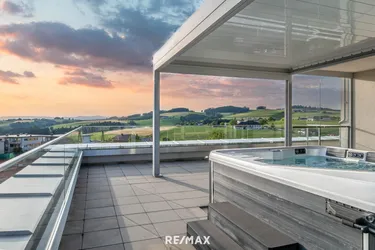 ***Erstbezug*** Penthouse Feeling mit großer Dachterrasse und vielen Extras