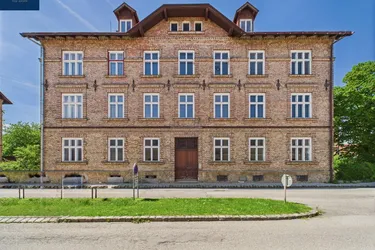 Wo Vision auf Potenzial trifft: Zinshaus 2 - NEUNKIRCHEN - Entwicklungsobjekt in Bestlage