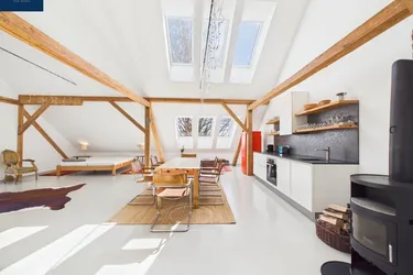 Großzügiges Dachgeschoss ‑ Loft im Waldviertel – kernsaniert &amp; voll möbliert | Limbach bei Zwettl