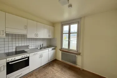 Göfis: Charmantes Einfamilienhaus mit ca, 220m2 Wohnfläche, 6 Schlafzimmer und Garten im Zentrum von Göfis