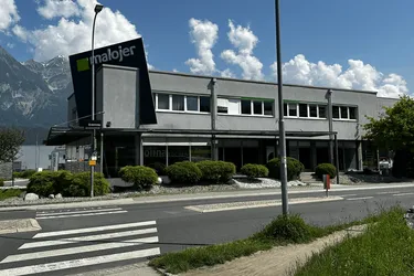 Expose 260m2 Schau- und Geschäftsraum am Grabenweg