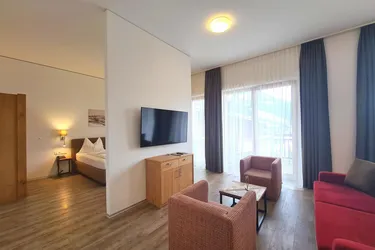 Luxus Investment Apartment in Saalbach, Ski In-Out, Pool, Private Sauna