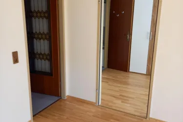 Expose Baden, ruhige 2 Zimmer Wohnung imit Grünblick