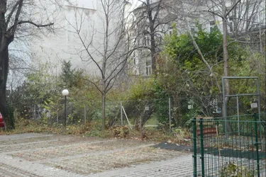 PKW Hofstellplatz nähe Augarten zu mieten!