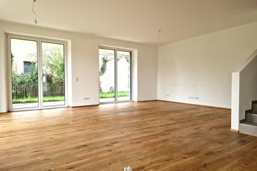 DEIN ZUHAUSE mit Blick auf Traunsee und Traunstein TOP B