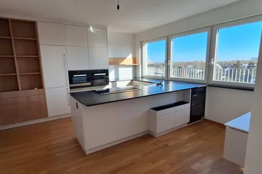 Luxus pur: Exklusives Penthouse mit 204.5m² und 2 Terrassen mit 105m²