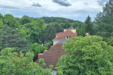 Tolle 4 Zimmer Dachterrassenwohnung im Althietzinger Cottage