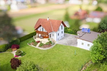 Nähe Gleisdorf: Einziehen &amp; wohlfühlen – Haus mit Garten, Büro und Garage