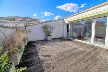 Terrassentraum in Eggenberg: Großzügige 3-Zimmer Wohnung mit uneinsichtiger 44m² Süd-West Terrasse