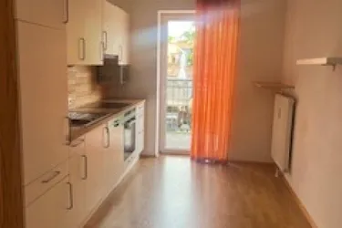Schöne 2-Zimmer-Wohnung mit St. Peter – Jetzt mieten und wohlfühlen!