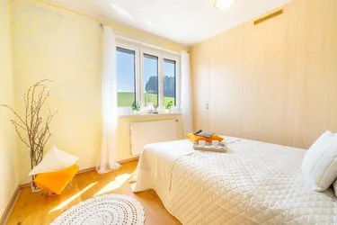 Mit Charme und Aussicht - 3 Zimmer mit Blick ins Grüne