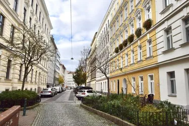 hofseitige GARTENWOHNUNG Erdgeschoss AM AUGARTEN