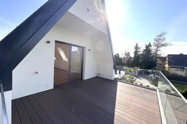 Moderne helle 3-Zimmer-Wohnung mit großzügiger Terrasse in Liebenau, inklusive Parkplatz, Neubau!