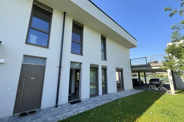 Exklusive Erstbezugswohnung mit Garten, Terrasse &amp; hochwertiger Ausstattung in traumhafter Grünlage
