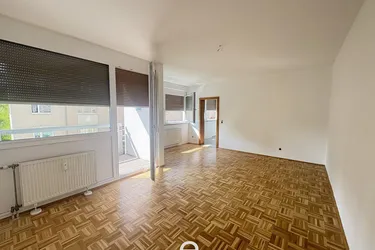 PREISHIT! Sanierte 3-Zimmer-Wohnung mit TG-Platz in Linz/Urfahr