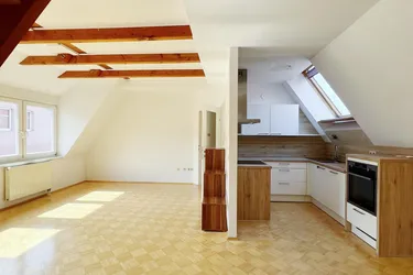 Wohnen mit Stil: Großzügige, helle Wohnung in ruhiger Lage in Voitsberg inklusive Klimaanlage!
