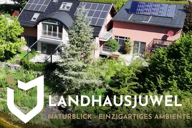 LANDHAUSJUWEL MIT NATURBLICK UND EINZIGARTIGEM AMBIENTE