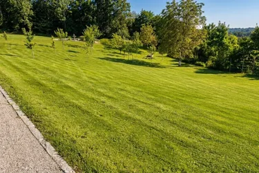 Baugrund | Panoramablick über Linz | Gesamt 1.525 m² oder geteilt ab € 179.500 | Sackgassenlage | Steyregg, OÖ