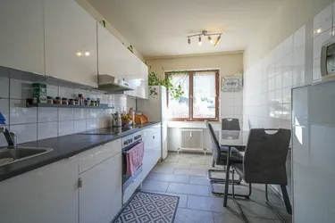 IHR neues Zuhause. Großzügige 5,5-Zimmer-Wohnung mit südseitiger Loggia