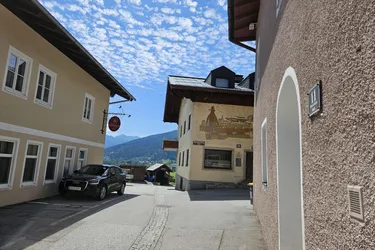 Preiswerte Gelegenheit: Riesige Wohnung mit Balkon direkt im Ortszentrum Radstadt
