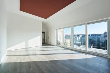 Lichtdurchflutete 3-Zimmer Dachgeschosswohnung – Erstbezug!