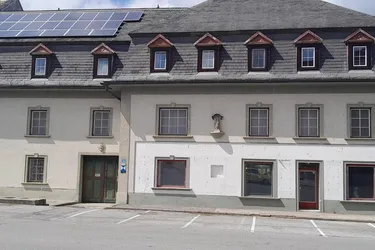 2870 ASPANG-MARKT: Renovierungsbedürftiges, komplett bestandsfreies Landhaus im Ortszentrum, ca. 1232 m2 zu verkaufen