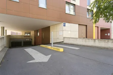 Tiefgaragenstellplatz in moderner Neubauanlage – Davidgasse 81