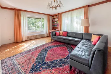 NÄHE TÜRKENSCHANZPARK: Großzügige 4-Zimmer-Wohnung in Ruhegrünlage, 2 Balkone, Garage im 18. Bezirk, Gersthof