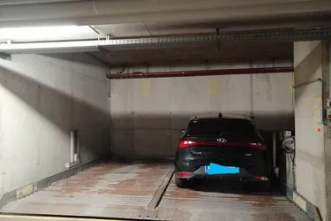 zentraler Garagenplatz/Duplexgarage Innsbruck Innrain 36