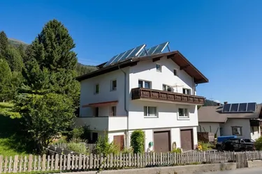 Großzügiges Wohnhaus mit Ausbaupotenzial in Fließ am Piller