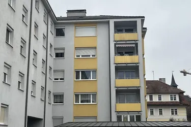 Gemütliche Wohnung mit sonnigem Balkon in begehrter Krankenhausnähe