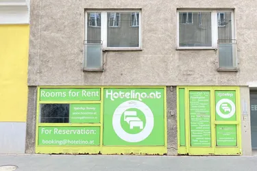 Vielseitig nutzbares Geschäftslokal beim Augarten – Gewerbliche Nutzung, Büro oder Apartment möglich