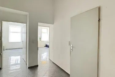 Gepflegte 2-Zimmer-Wohnung im Erdgeschoss eines Altbaus – ruhig, kompakt und citynah