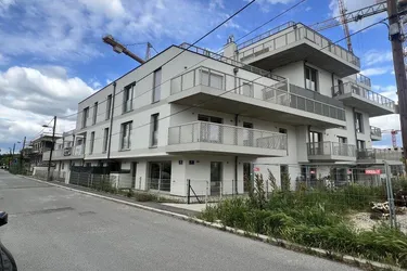 Exklusive 3-Zimmer-Gartenwohnung mit Balkon &amp; Terrasse – Wohnen nahe der Donau