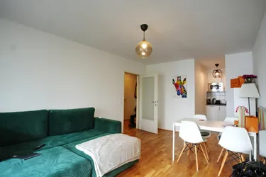 Gepflegte 2-Zi-Whg mit Balkon in Wien zum Sofortbezug: „Fühlt sich an wie Heimkommen“!