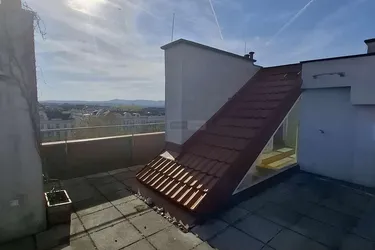Ruhig gelegene Dachterrassen-Maisonette mit Fernblick - VIDEO verfügbar!