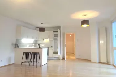 KARLSPLATZ: Ruhiges 2-Zimmer-Neubaubüro - VIDEO verfügbar !