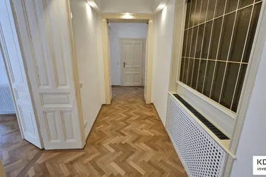 MIETE mit KAUFOPTION - Stilvolle FAMILIENWOHNUNG mit 5 Zimmern in der Fußgängerzone
