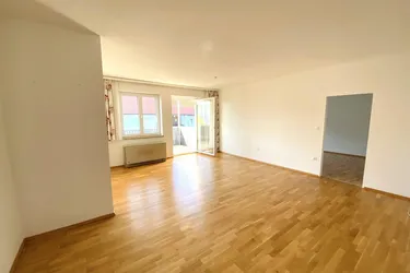 Charmante Wohnung in Dobl mit Balkon und KFZ-Stellplatz