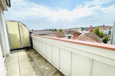 Wunderschöne Maisonette-Wohnung mit großer Terrasse und in zentralster Lage!